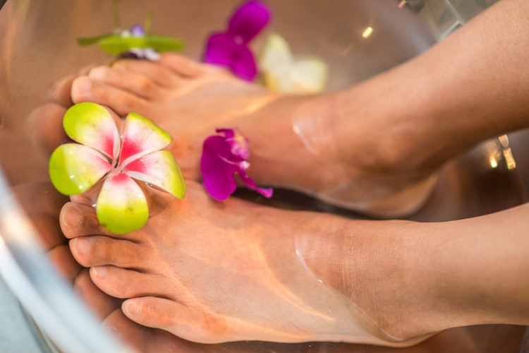 layanan-91 Reflexology Refleksi-jasa-pijat-indonesia-