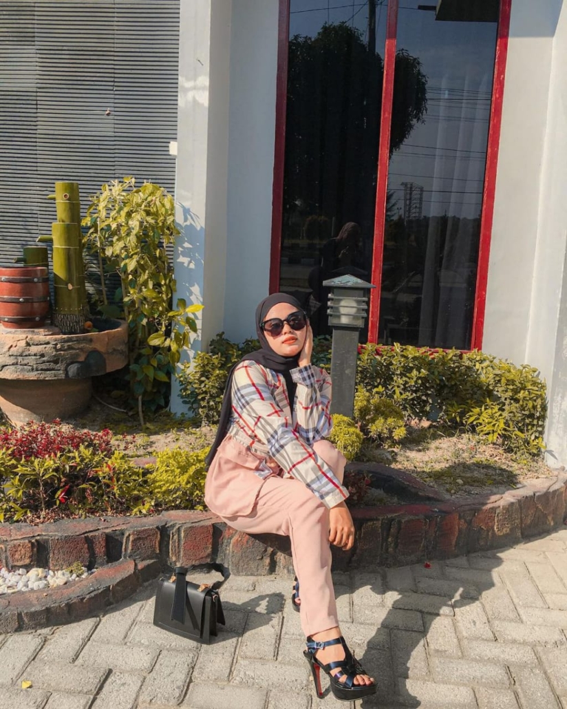 "pijat panggilan surabaya selatan"